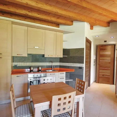 B4 Bilocale Iii Apartment Villalago